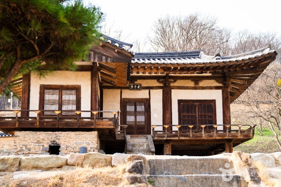臨清閣・法興寺址七層塼塔(安東・市内・旧市場)