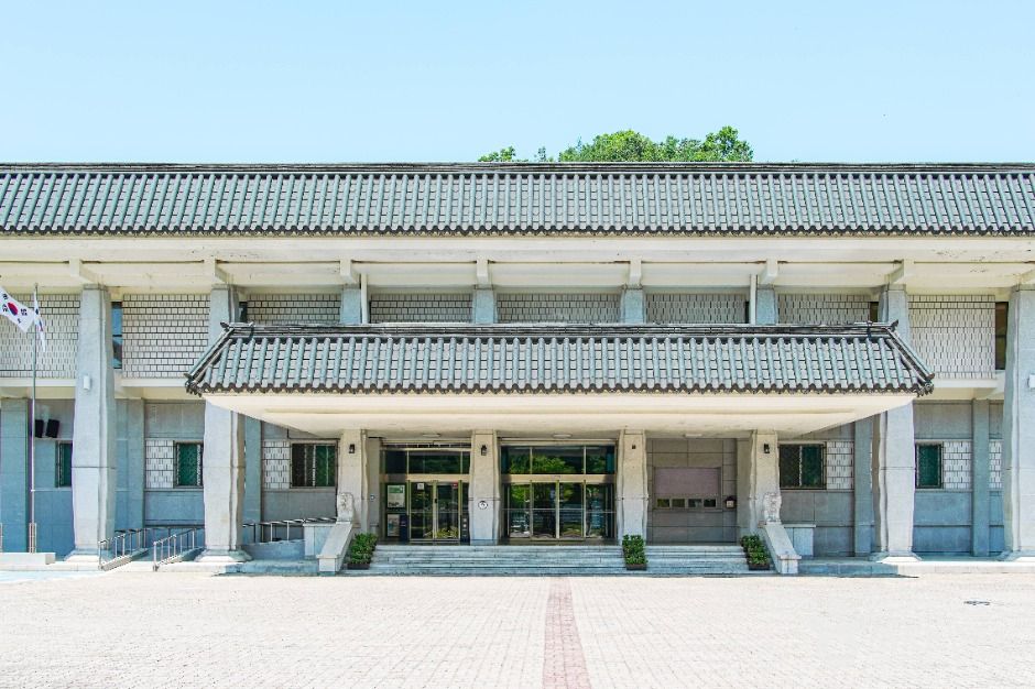 安東市立博物館・野外民俗村(安東・月映橋・安東湖畔)