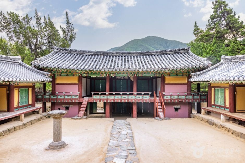 玉山書院(慶州・北部郊外(良洞村・玉山書院))