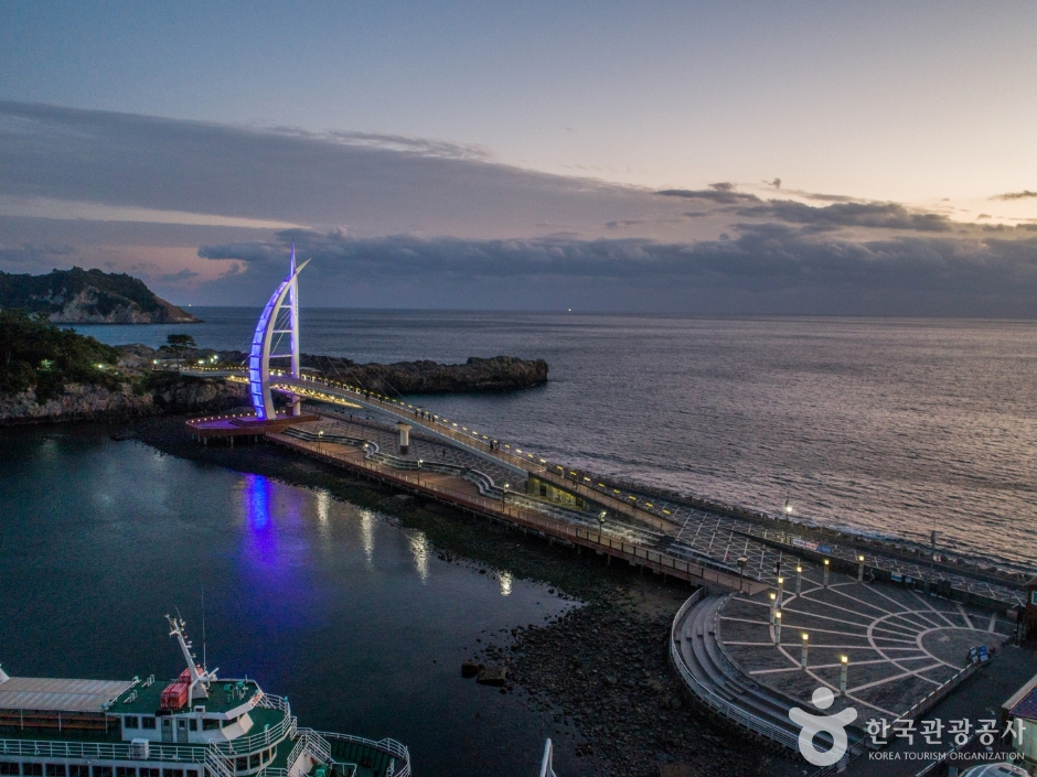 セヨン橋・セソム(済州島・西帰浦・南元)