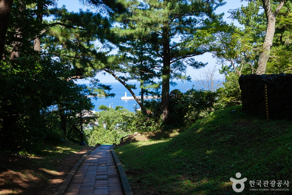 沙羅峰公園(済州島・済州市内)