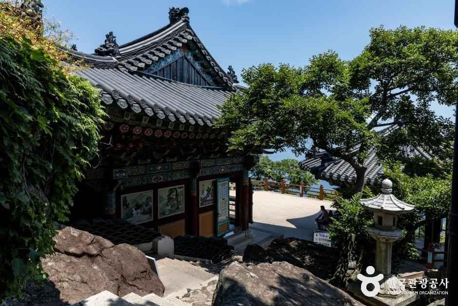 向日庵(麗水・突山島・向日庵)